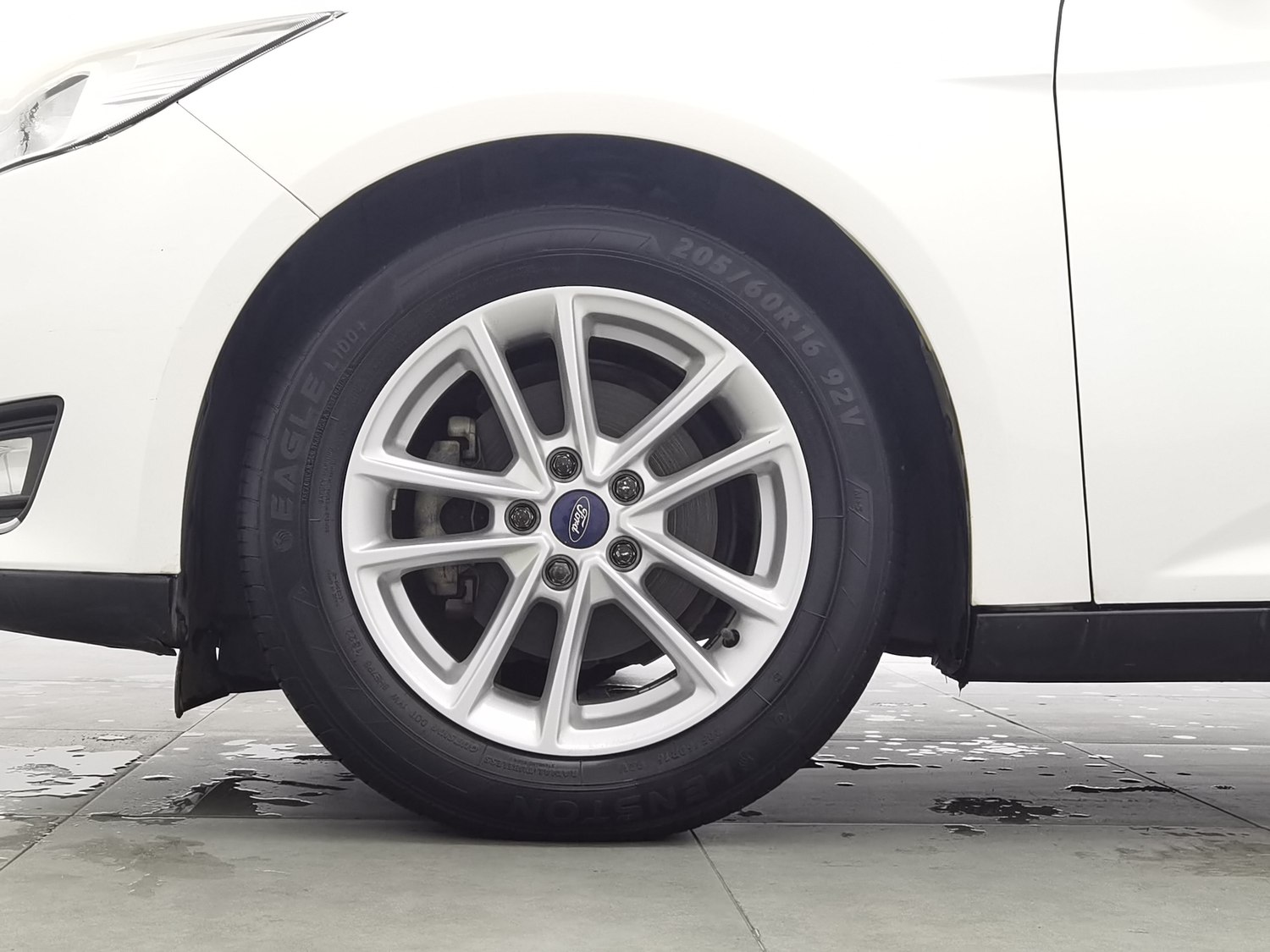 Used Ford Focus 2015 1.0 AT