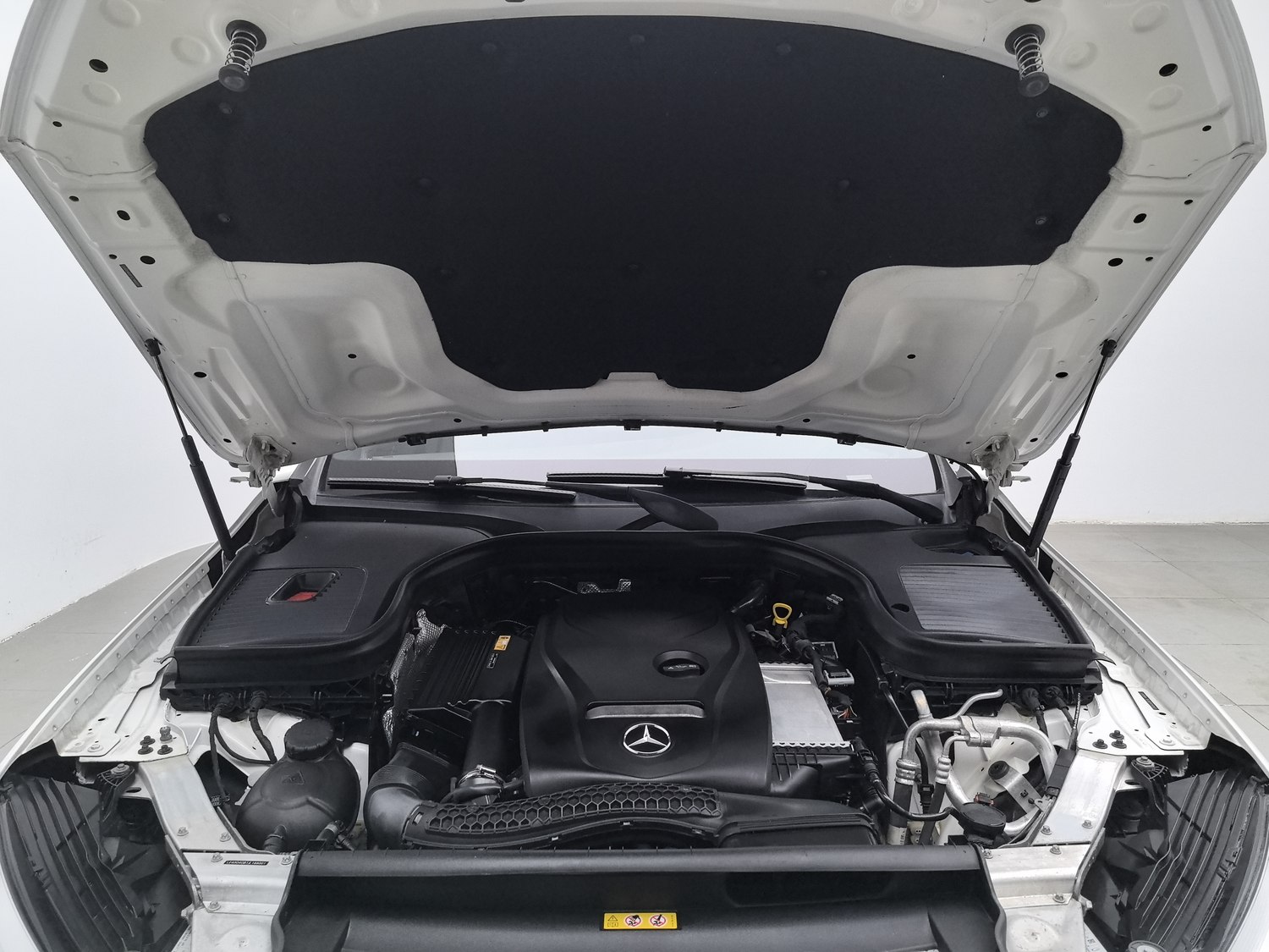 Used Mercedes-Benz GLC 2018 2.0 AT