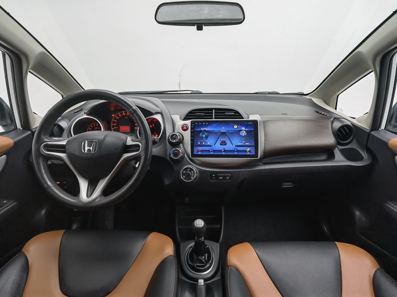 Used Honda Fit 2011 1.3 MT