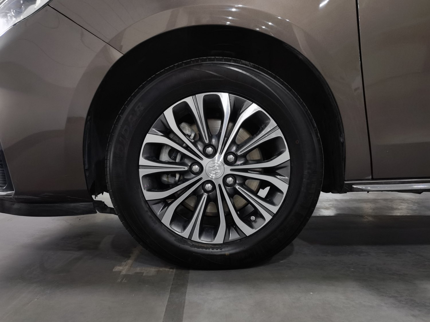 Used Buick GL8 2023 2.0 AT