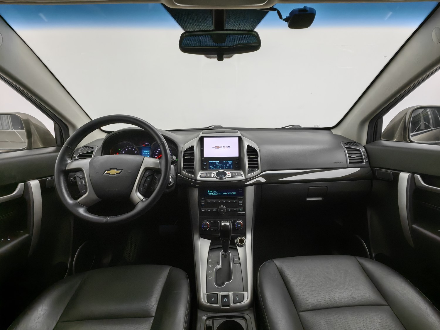 Used Chevrolet Captiva 2015 2.4 AT