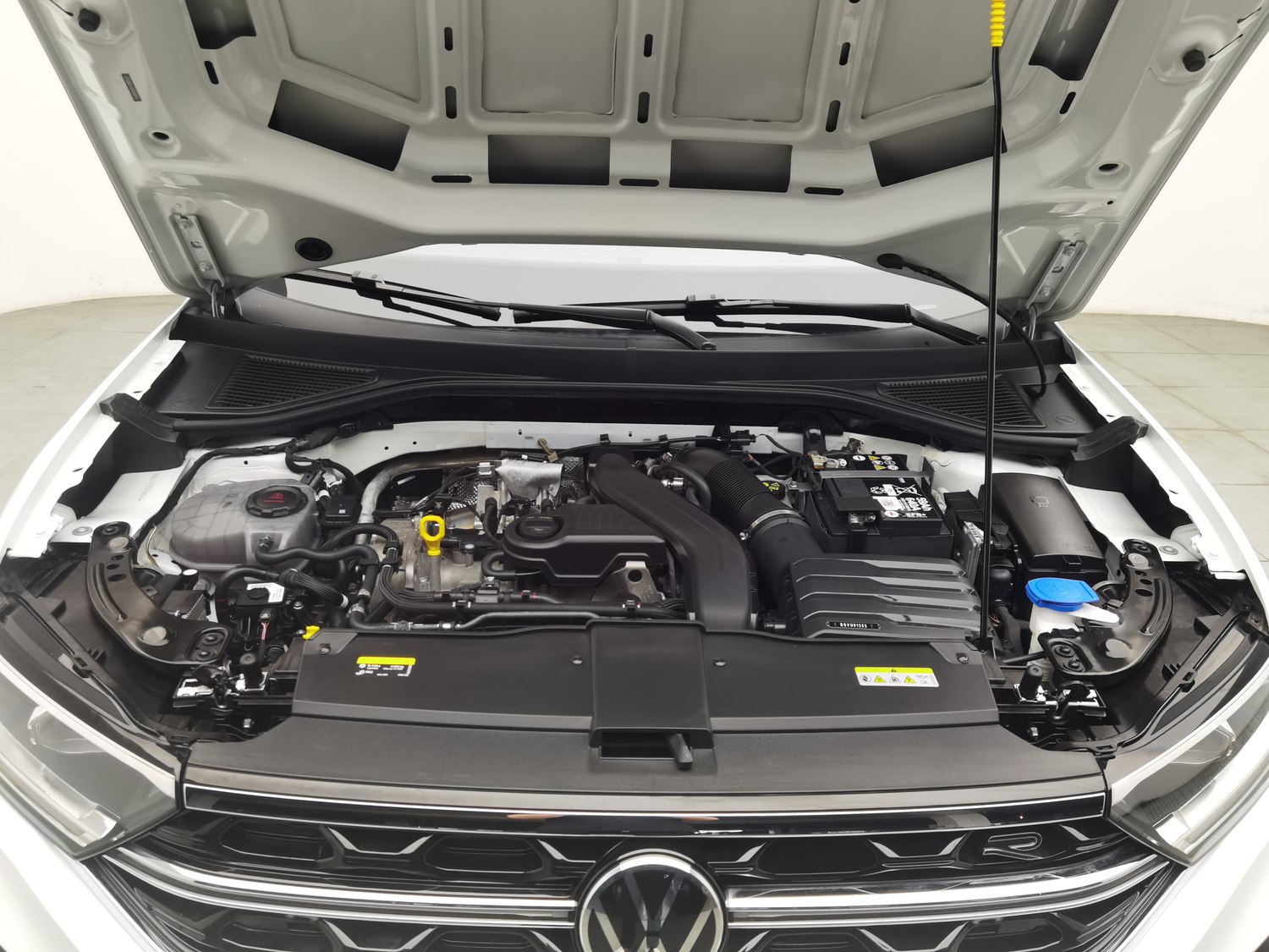 Used Volkswagen T-Roc 2026 1.5 AT