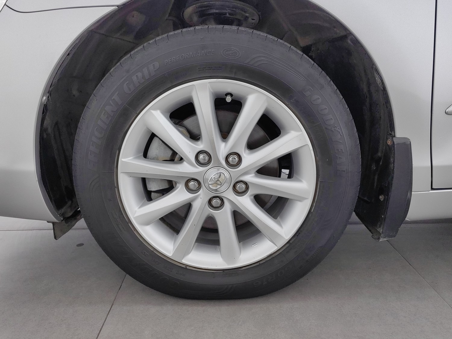 Used Toyota Camry 2011 2.4 AT