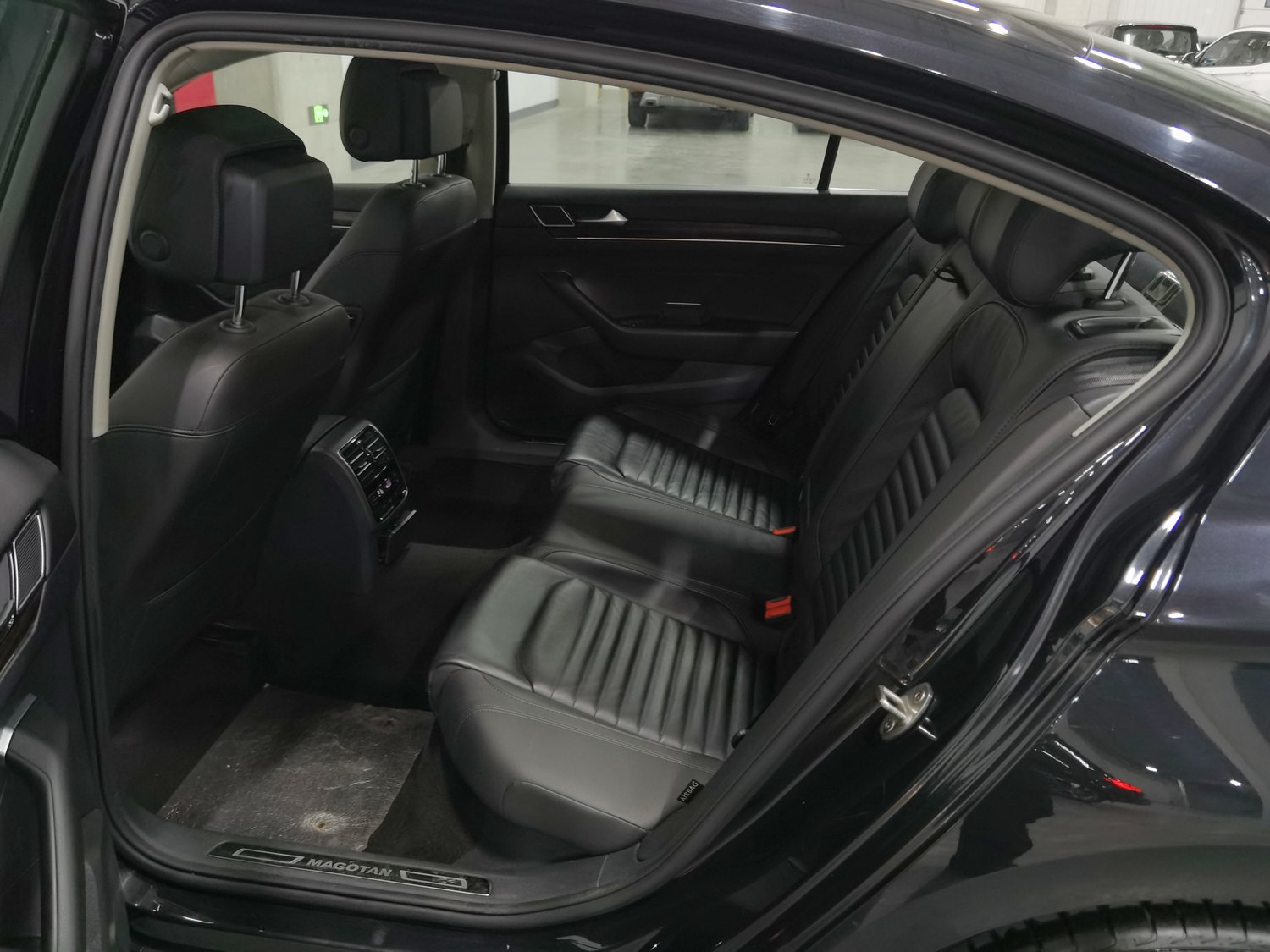 Used Volkswagen Magotan 2019 2.0 AT
