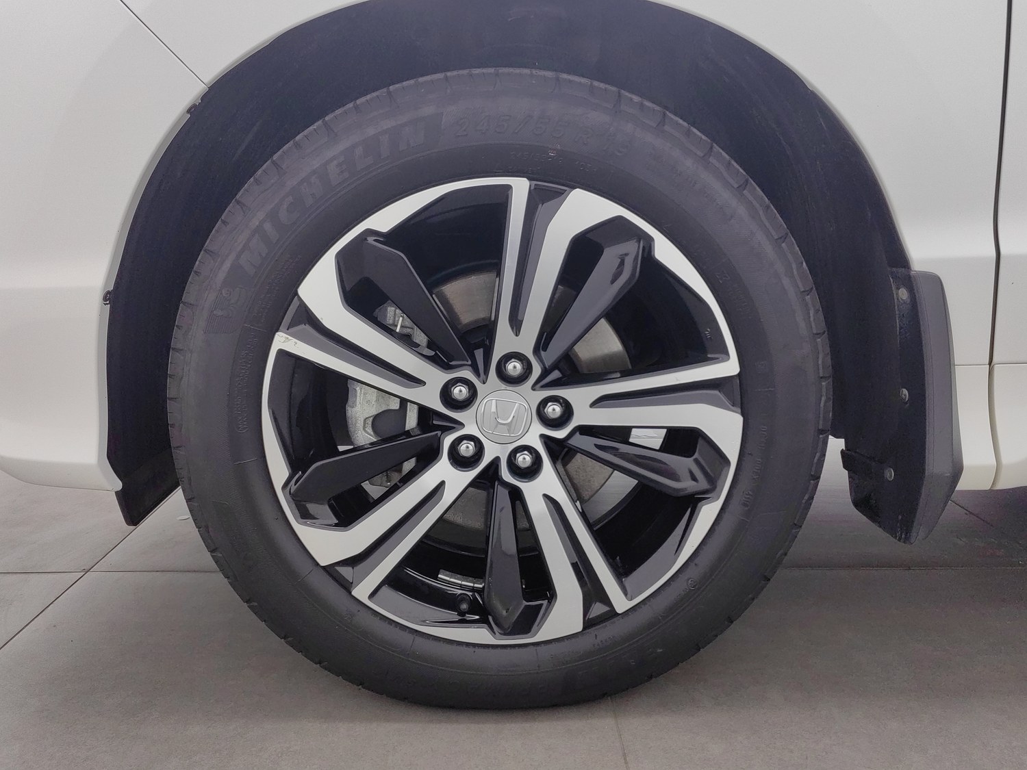 Used Honda UR-V 2017 2.0 AT