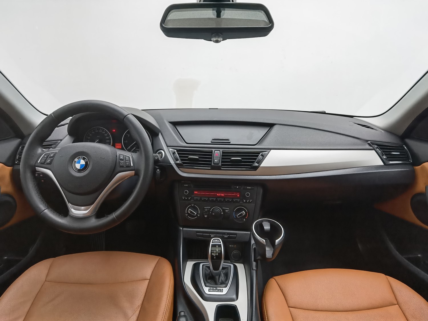Used BMW X1 2014 2.0 AT