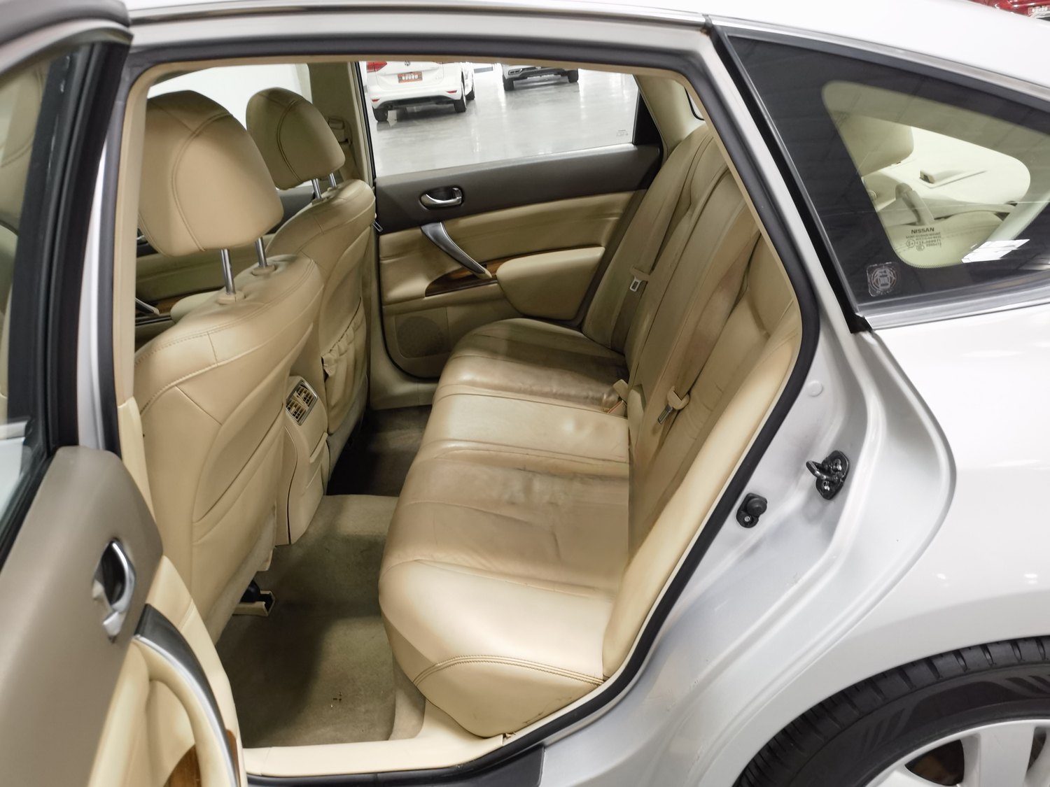 Used Nissan Teana 2011 2.5 AT