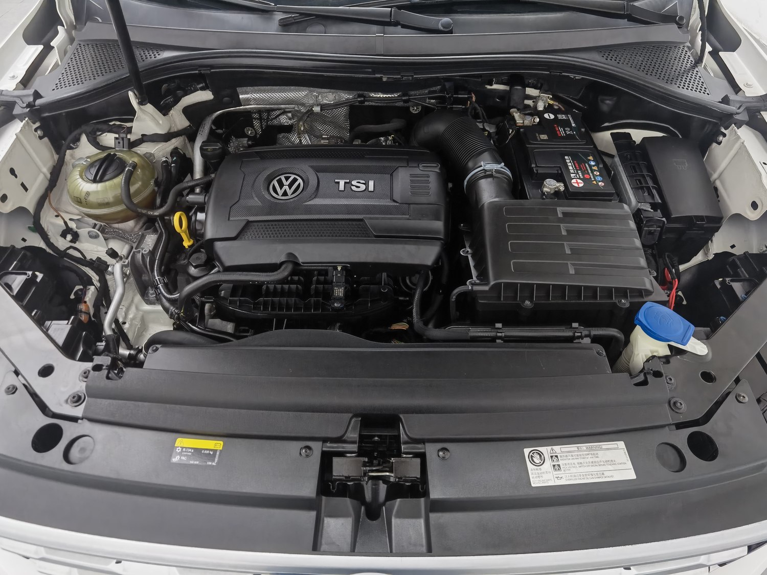 Used Volkswagen Tiguan L 2019 2.0 AT
