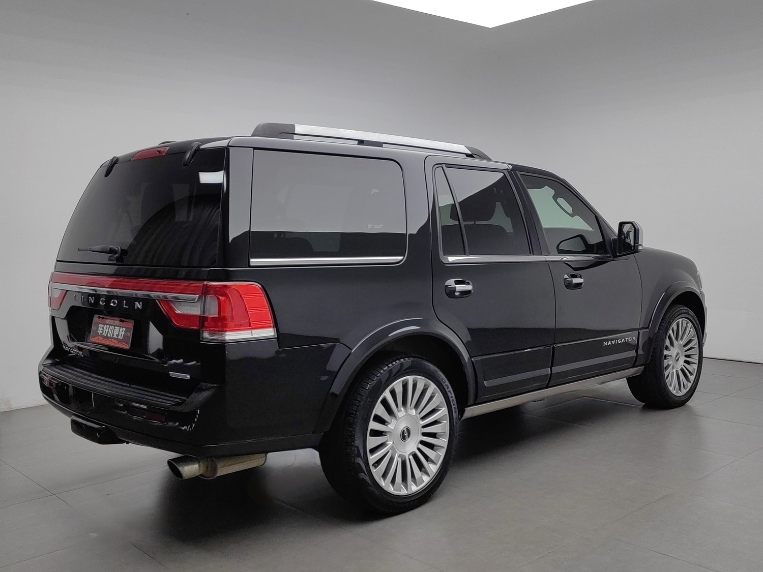 Used Lincoln Navigator 2016 3.5 AT