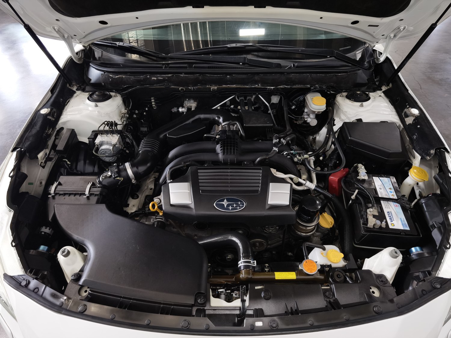 Used Subaru Outback 2015 2.5 AT