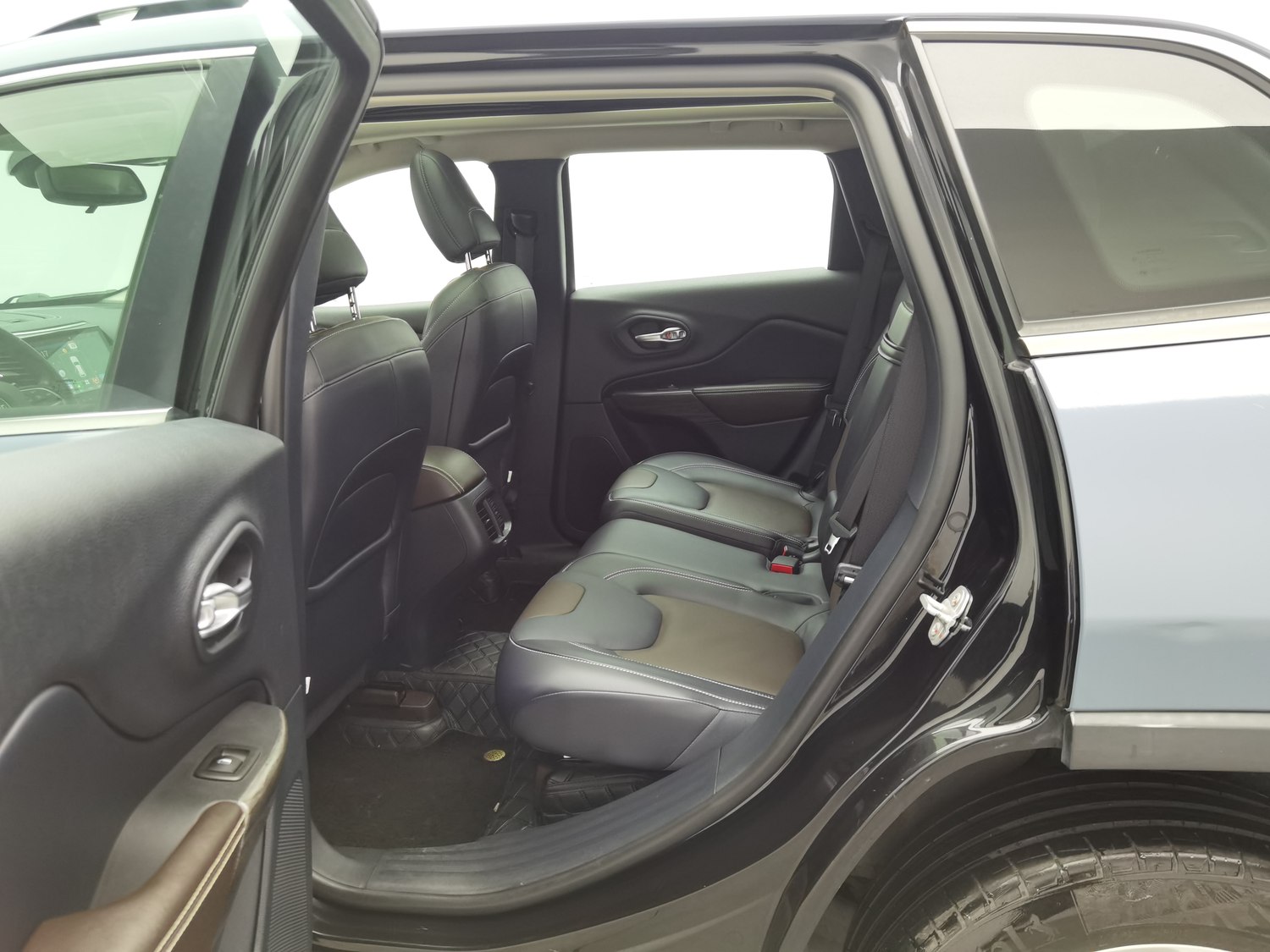 Used Jeep Cherokee 2016 2.4 AT