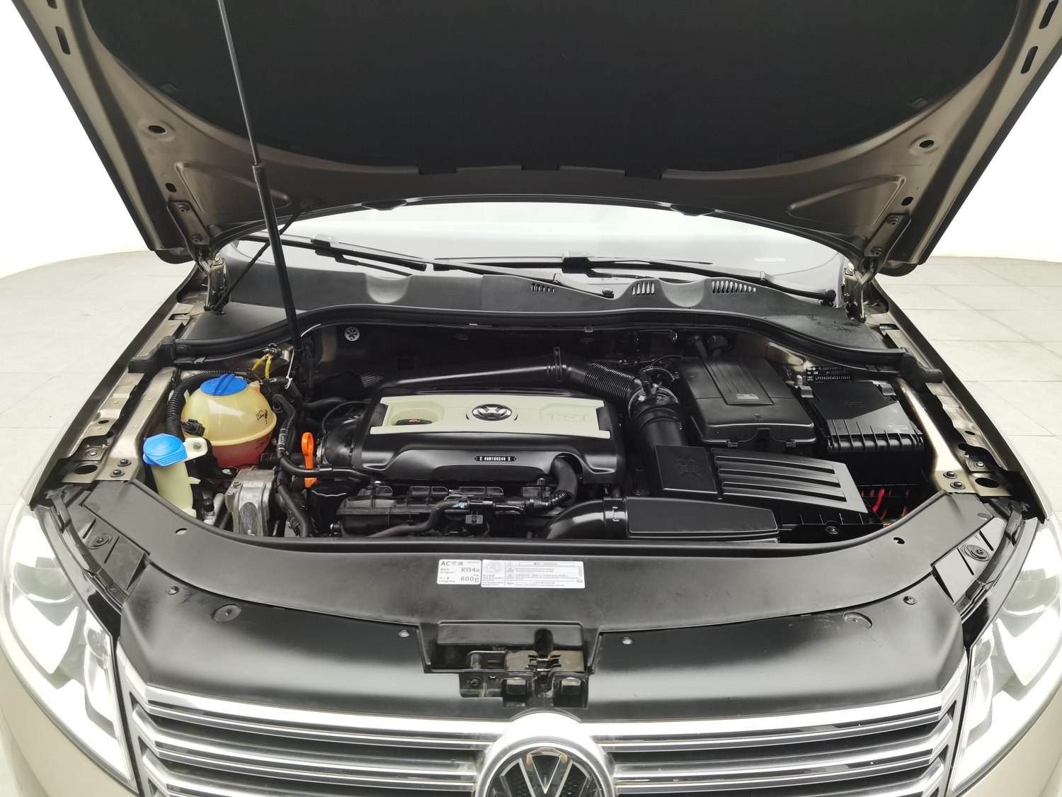 Used Volkswagen Magotan 2012 2.0 AT