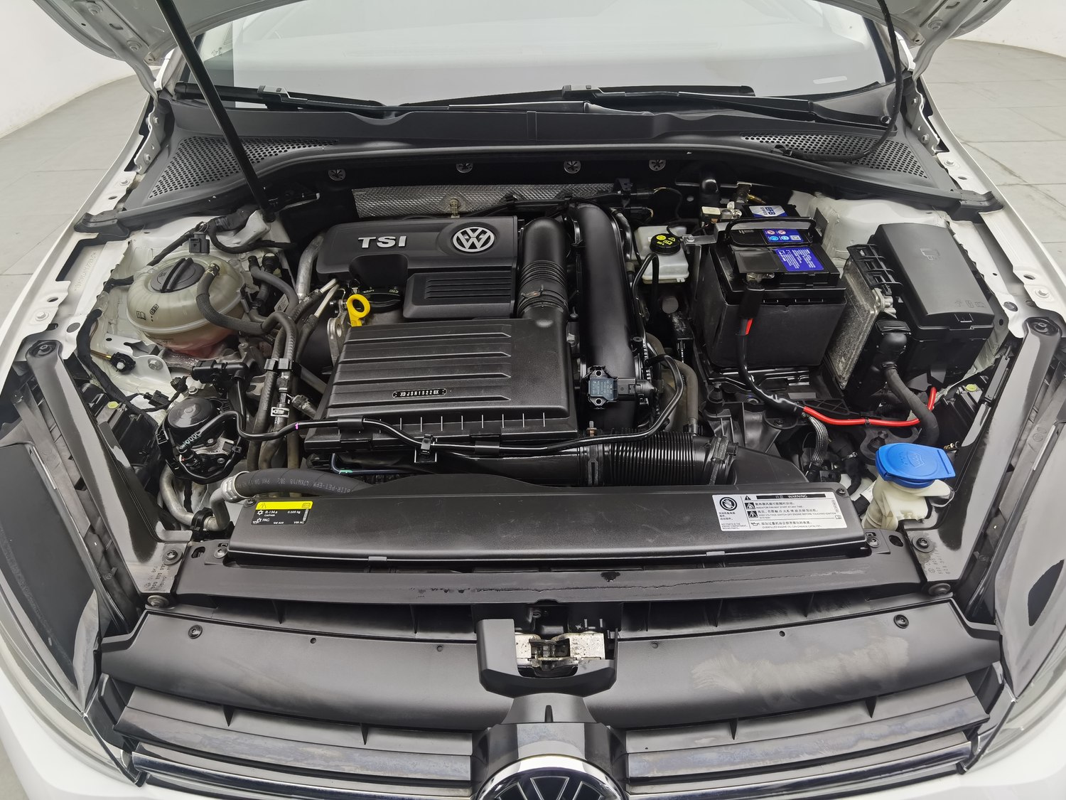 Used Volkswagen Golf 2019 1.4 AT