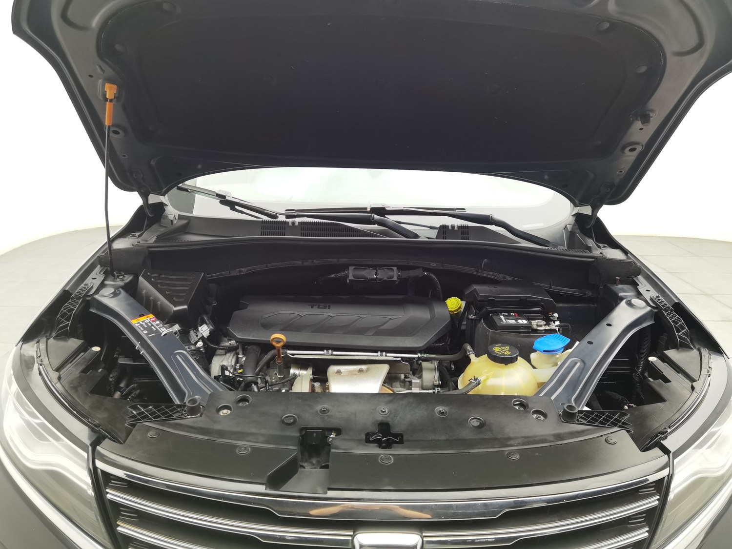 Used Roewe RX5 2016 2.0 AT