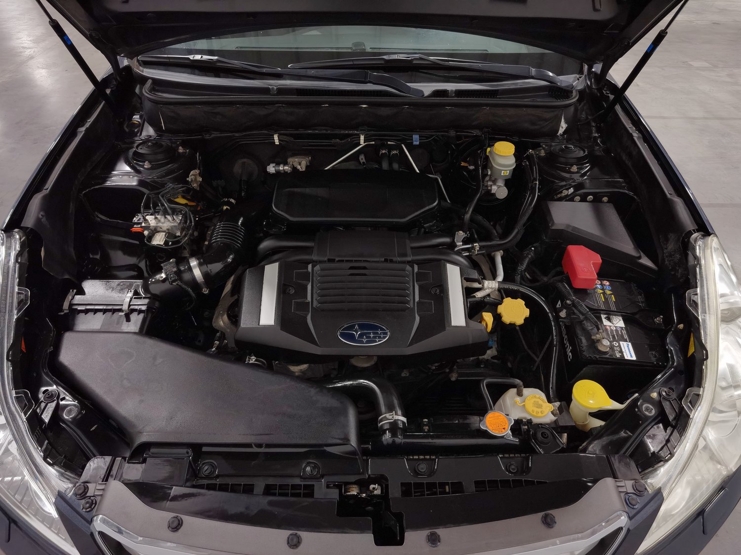 Used Subaru Outback 2012 2.5 AT
