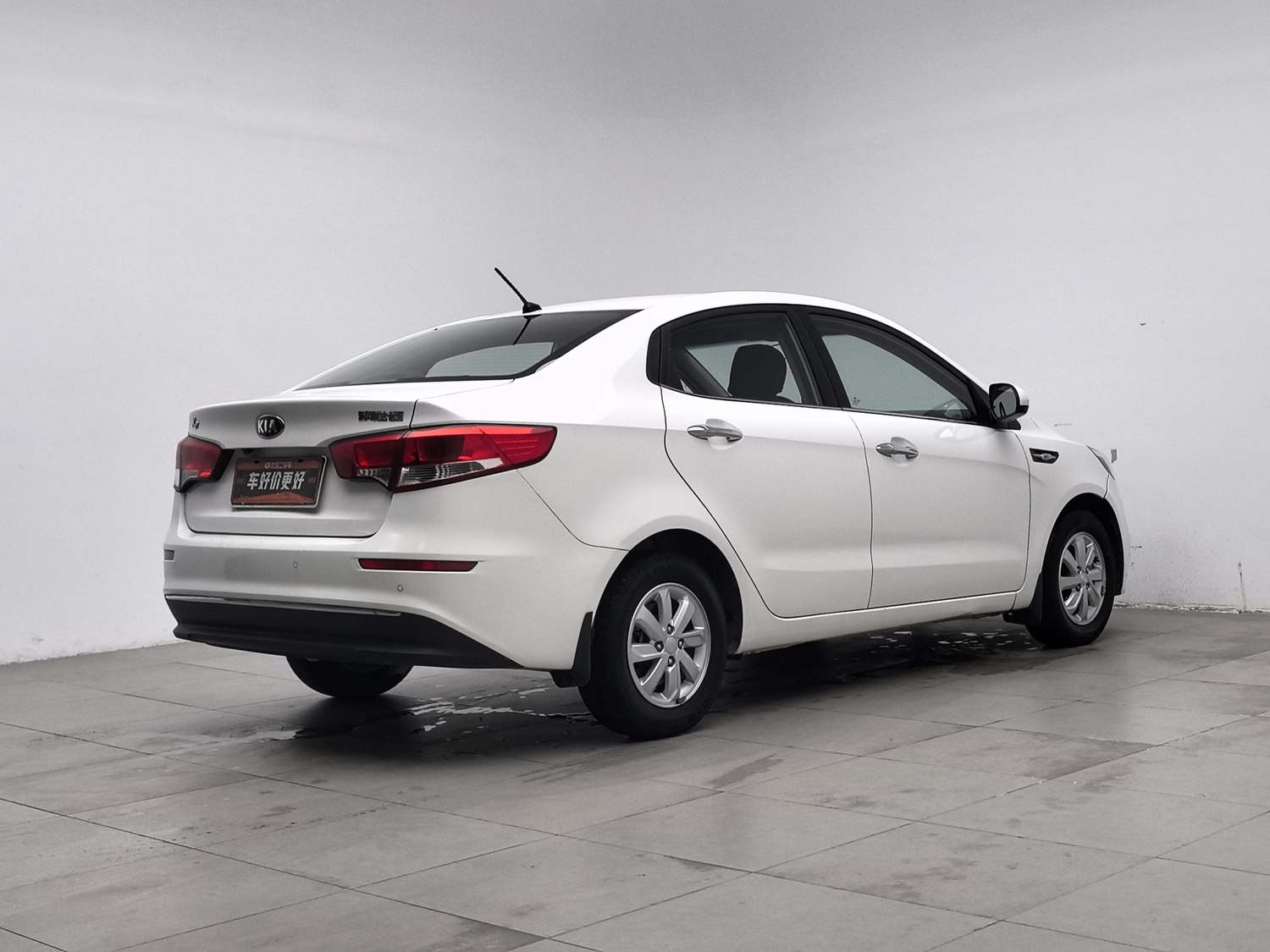 Used Kia K2 2015 1.4 MT