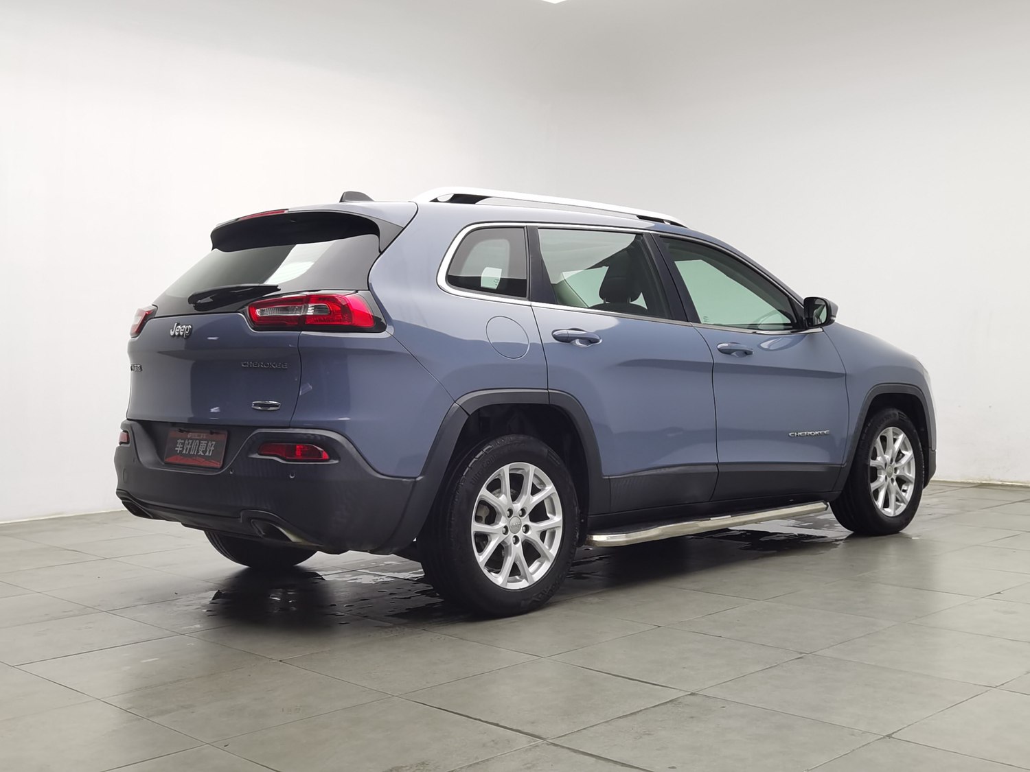Used Jeep Cherokee 2016 2.4 AT