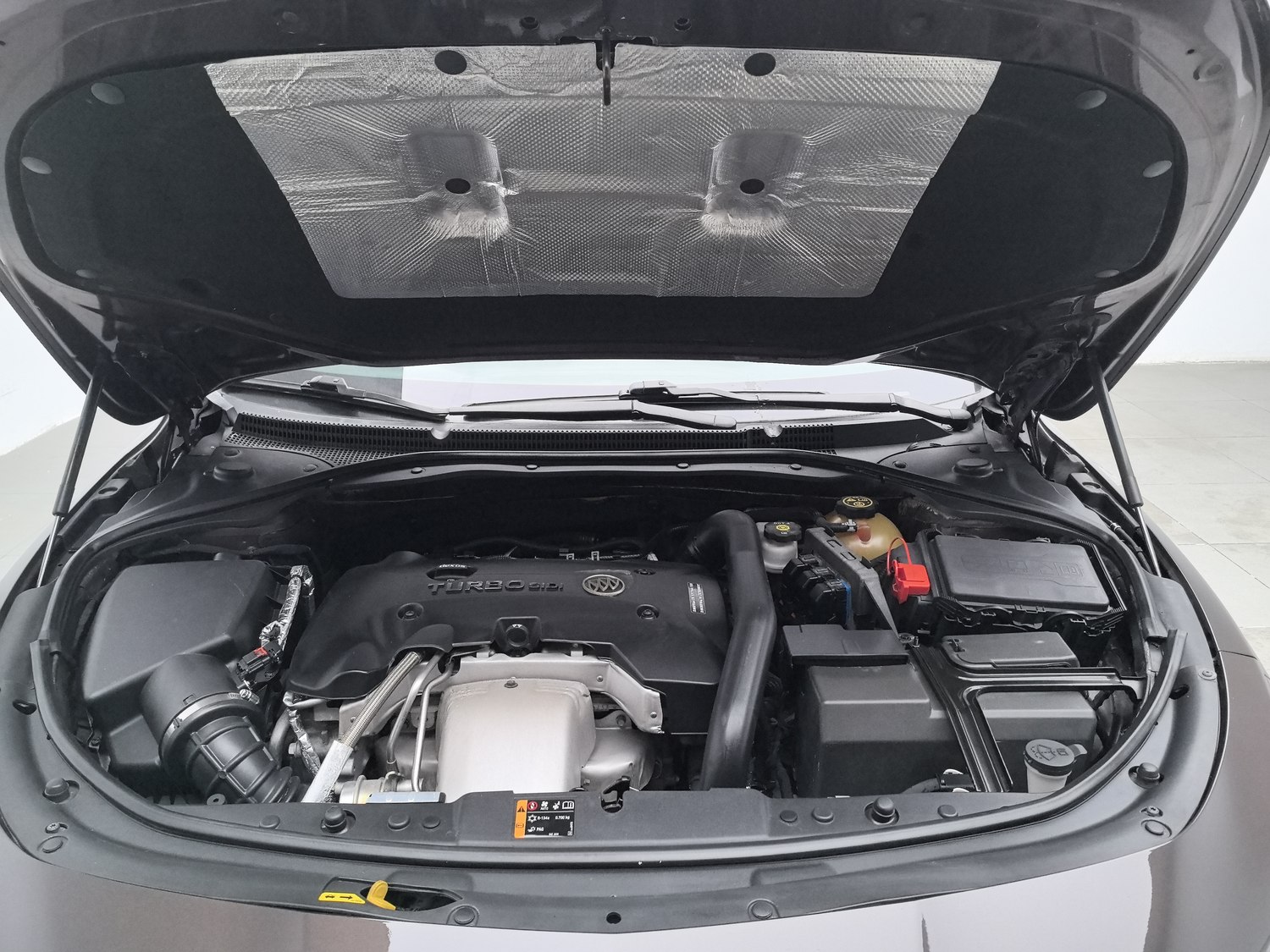 Used Buick LaCrosse 2018 2.0 AT