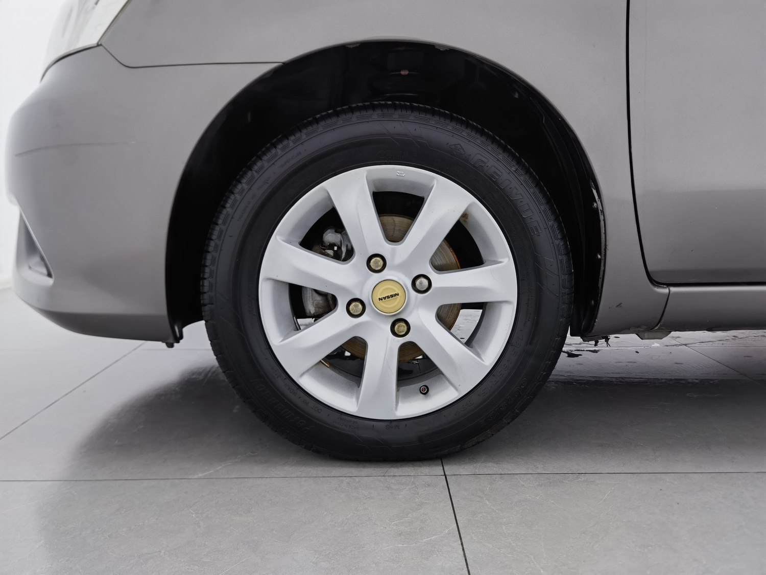Used Nissan Livina 2015 1.6 MT