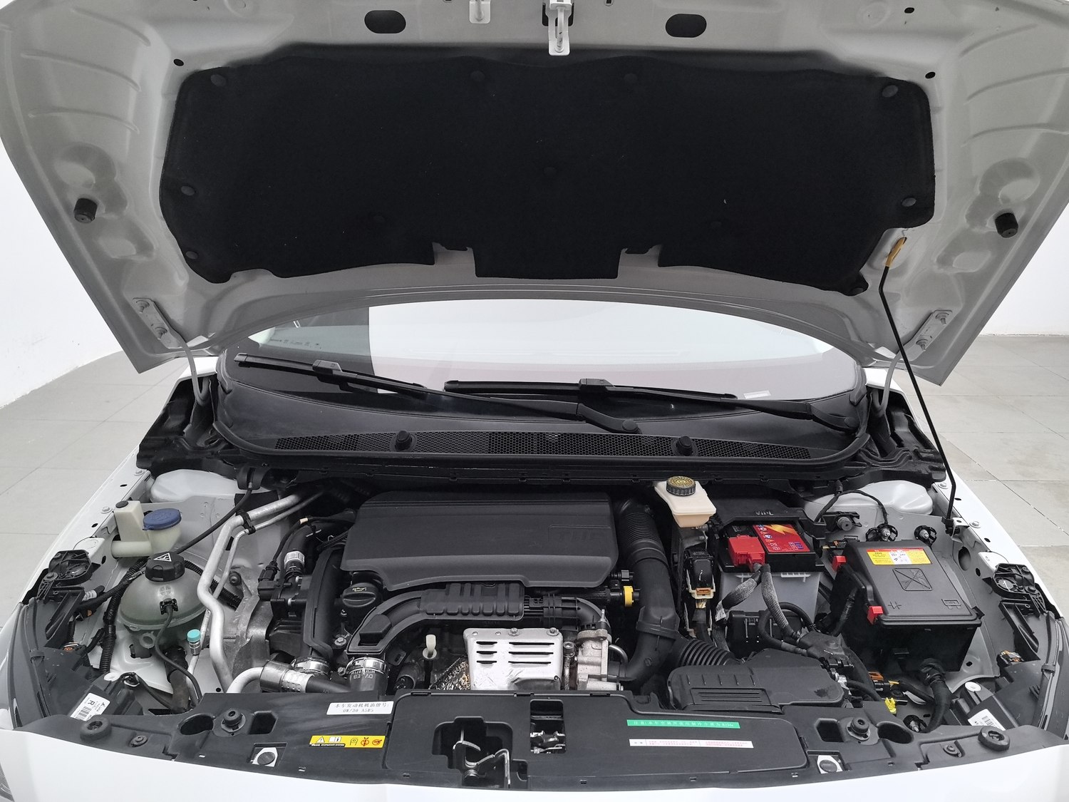 Used Peugeot 408 2015 1.2 AT
