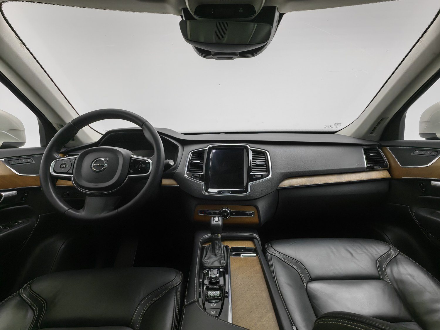 Used Volvo XC90 2018 2.0 AT