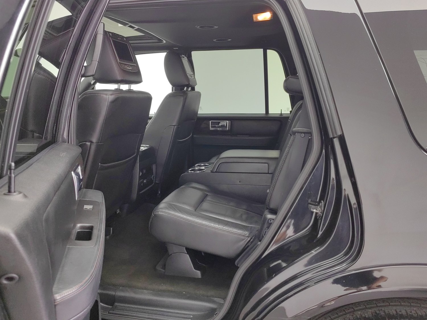 Used Lincoln Navigator 2016 3.5 AT