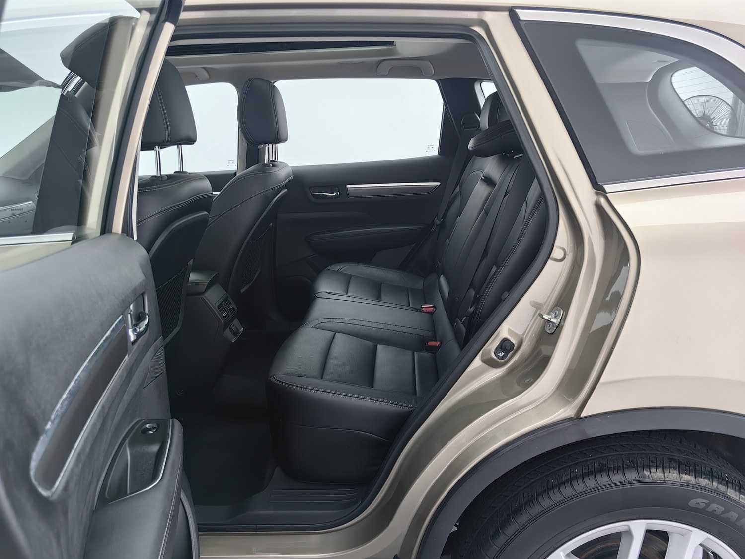 Used Renault Koleos 2017 2.5 AT