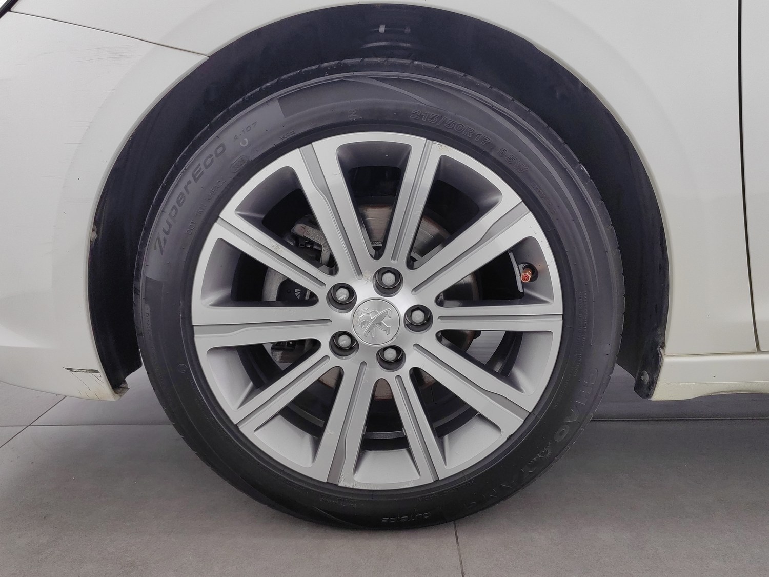 Used Peugeot 408 2015 1.2 AT