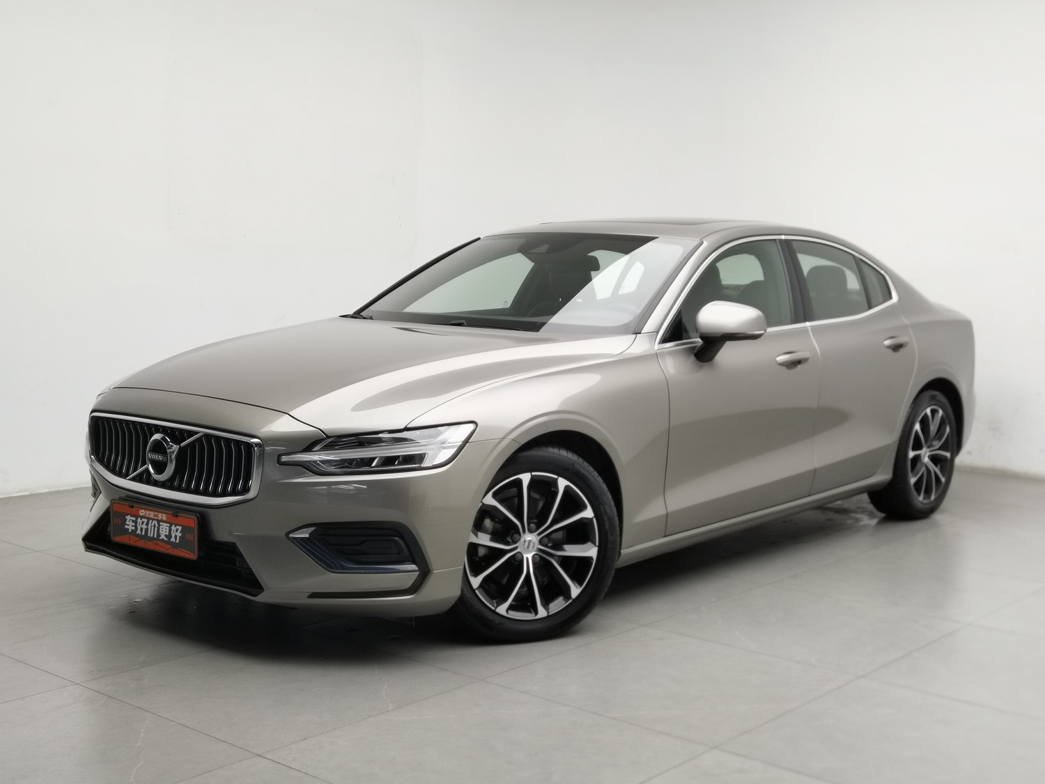 Used Volvo S60 2021 2.0 AT
