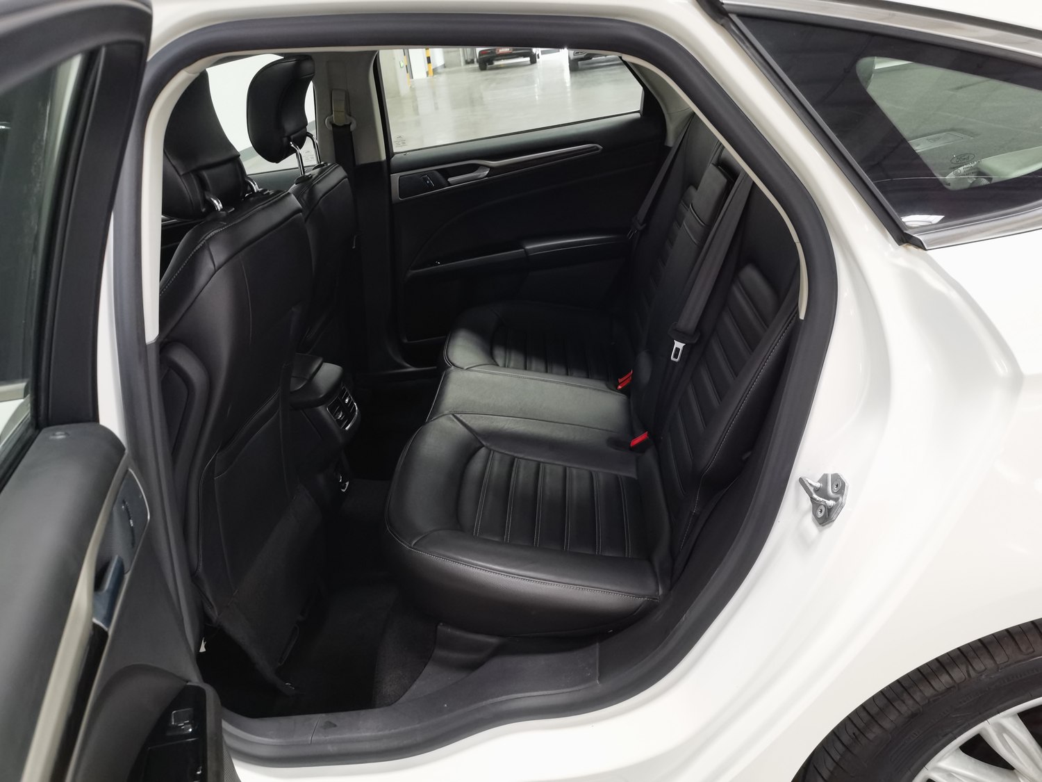 Used Ford Mondeo 2013 2.0 AT