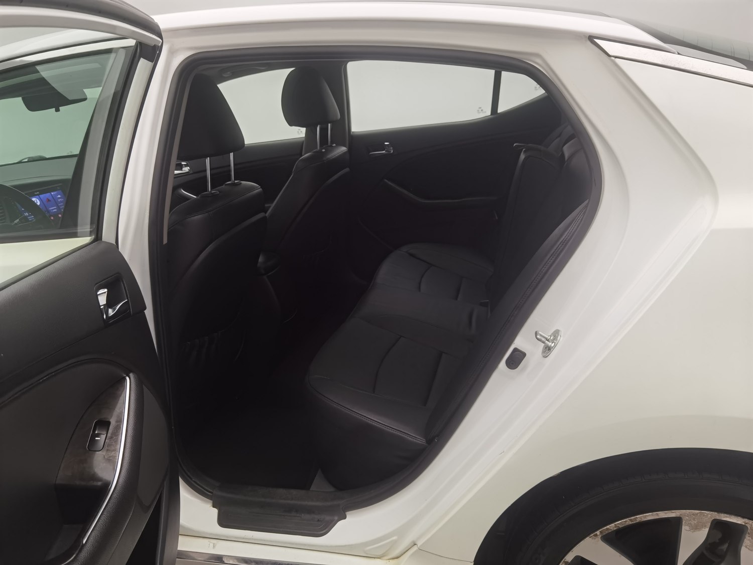 Used Kia K5 2014 2.0 AT
