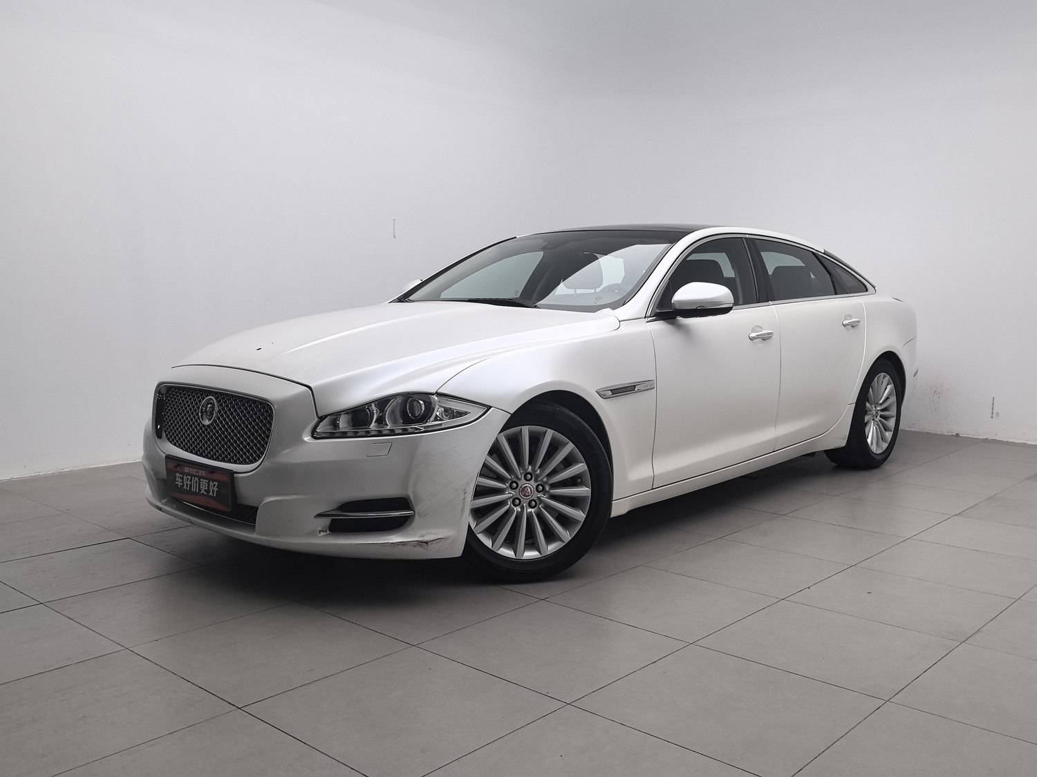Used Jaguar XJ 2015 2.0 AT