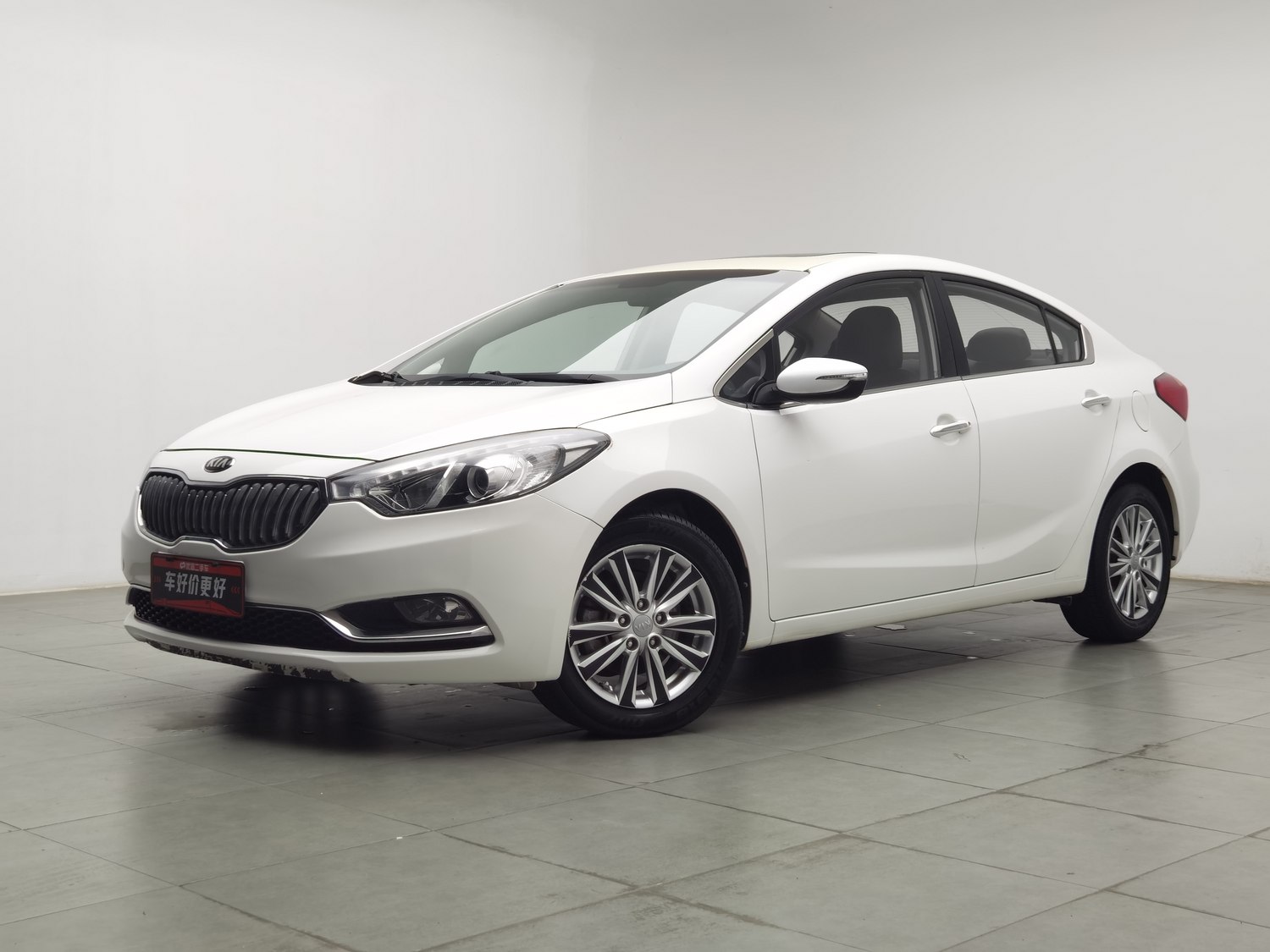 Used Kia K3 2015 1.6 MT