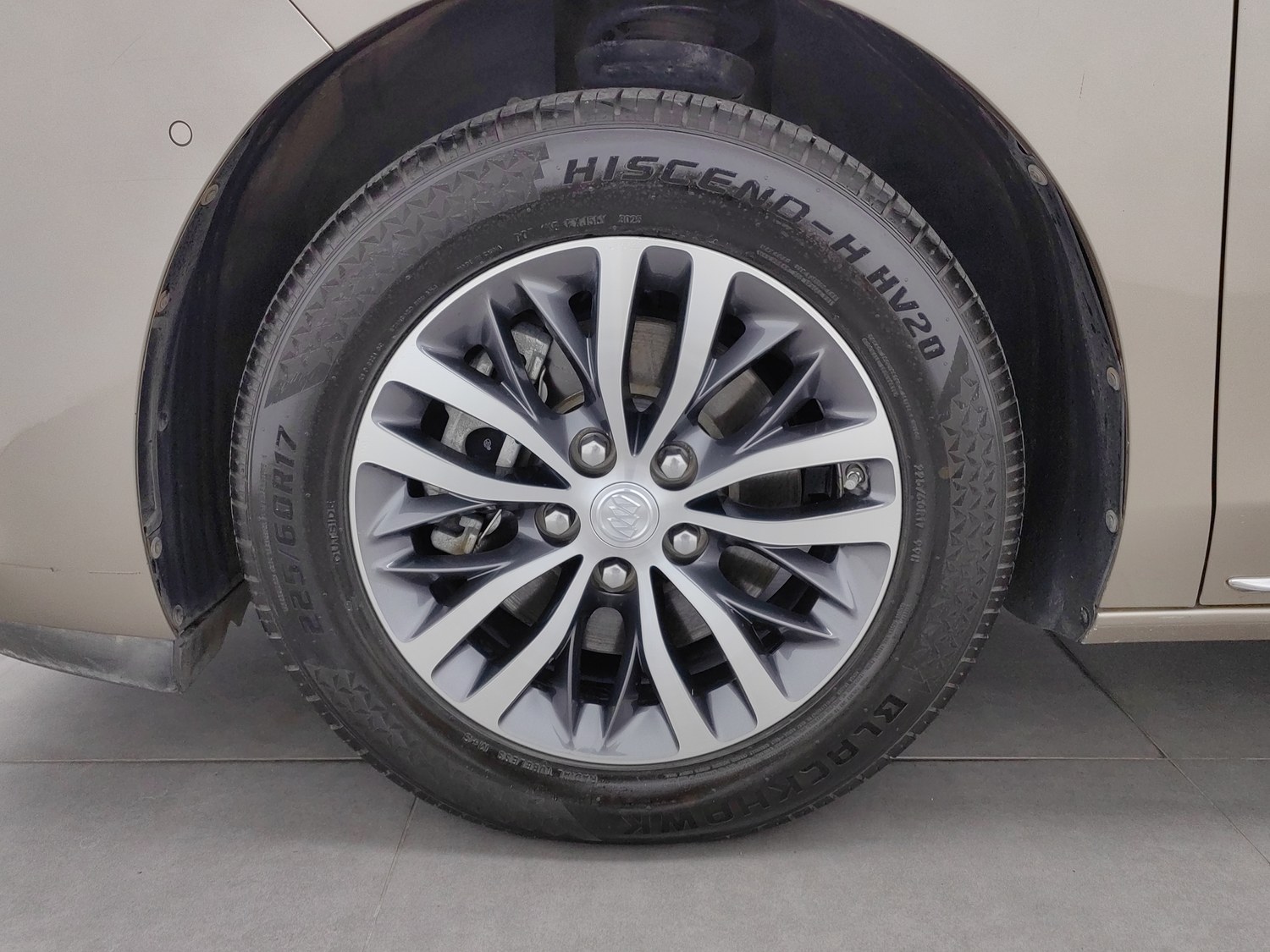 Used Buick GL8 2023 2.0 AT