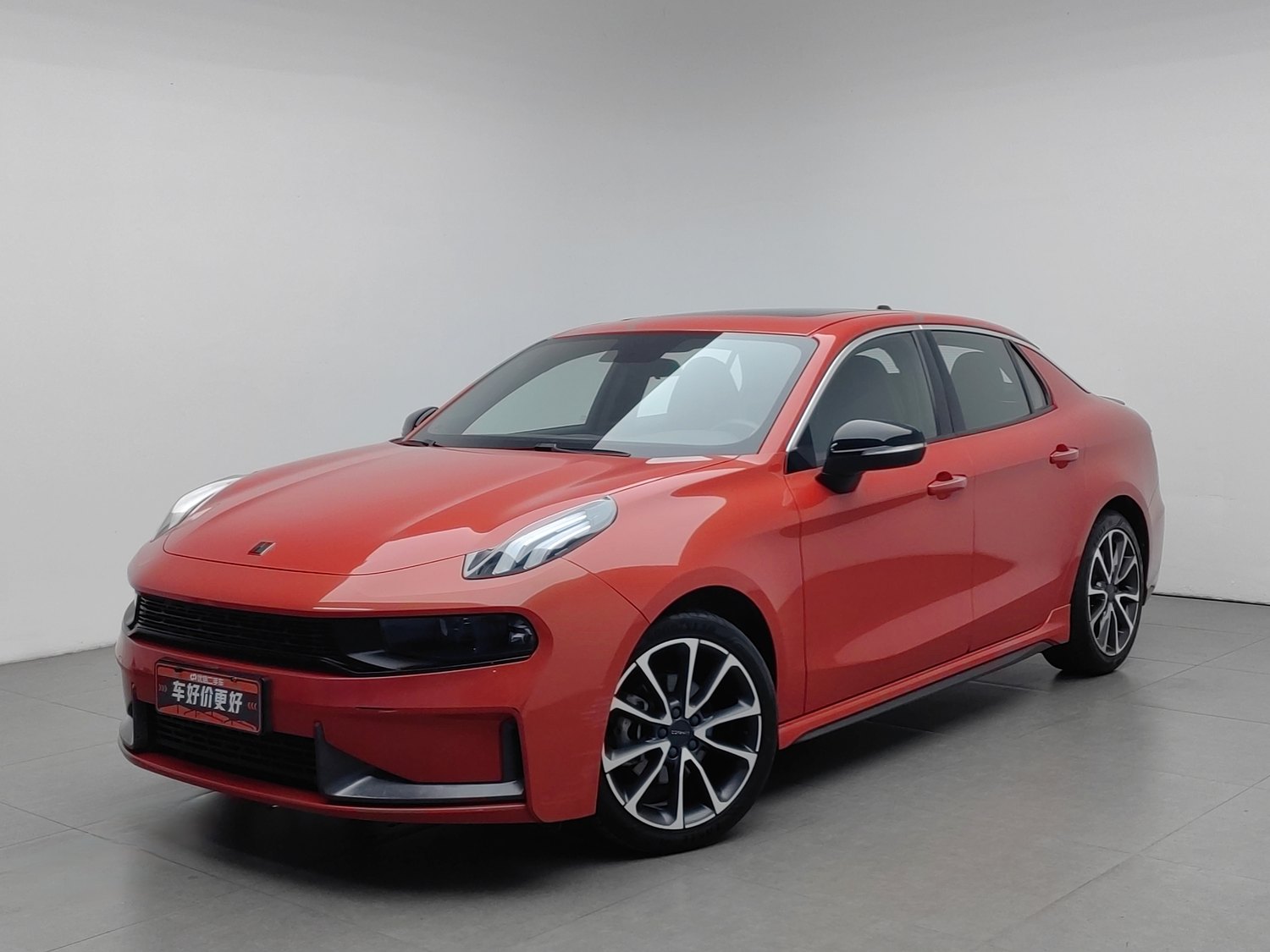 Used Lynk & Co 03 2019 2.0 AT