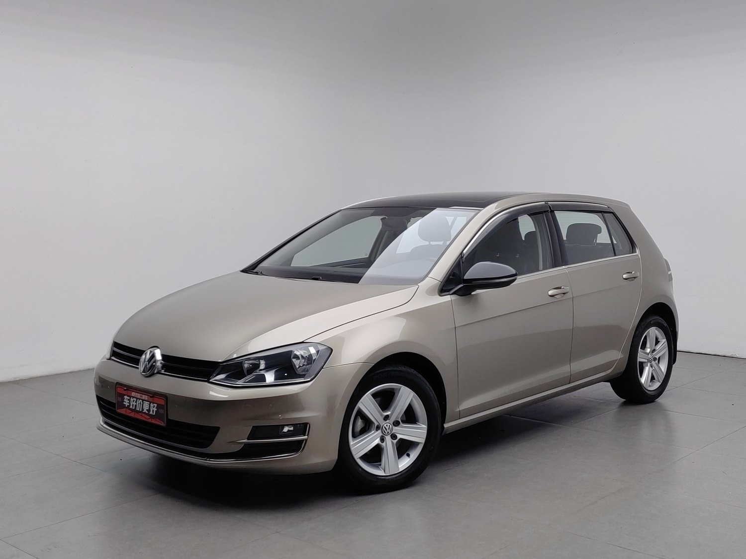 Used Volkswagen Golf 2017 1.4 AT