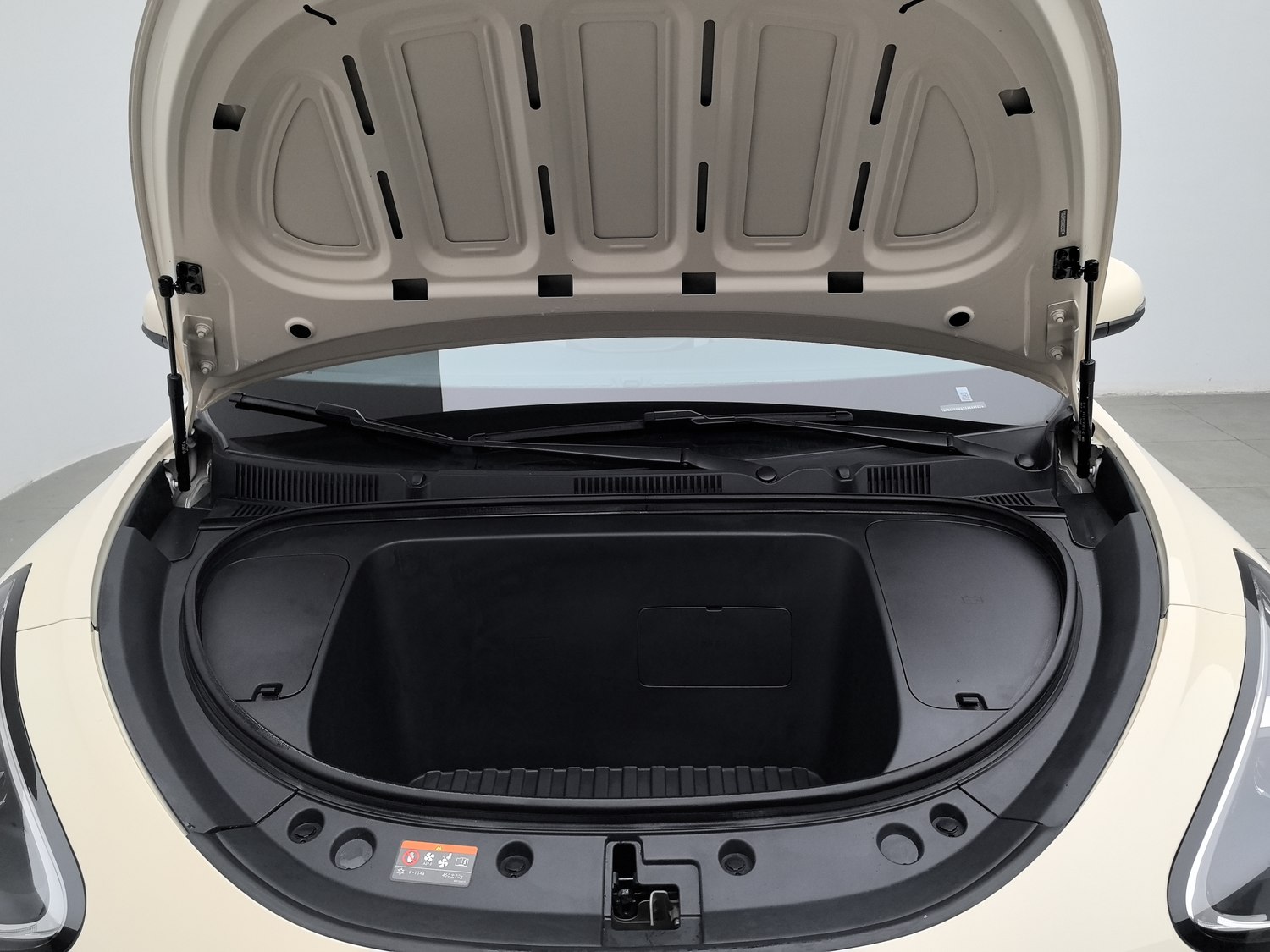 Used Geely Galaxy Xingyuan 2026