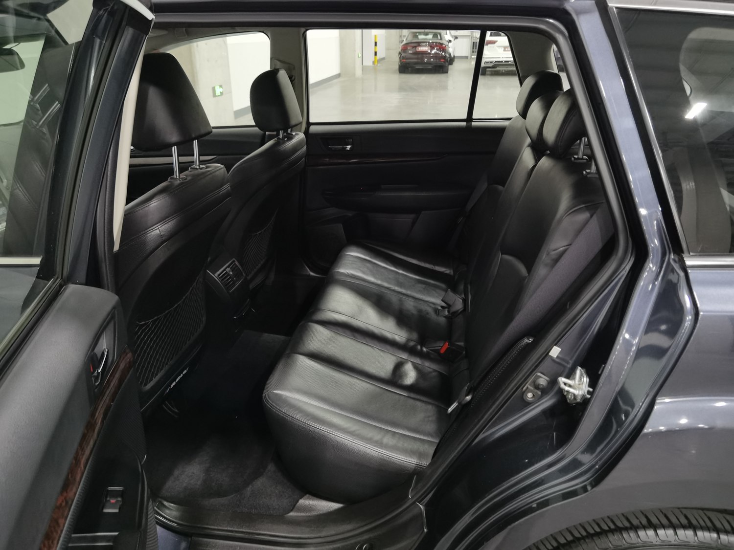 Used Subaru Outback 2012 2.5 AT