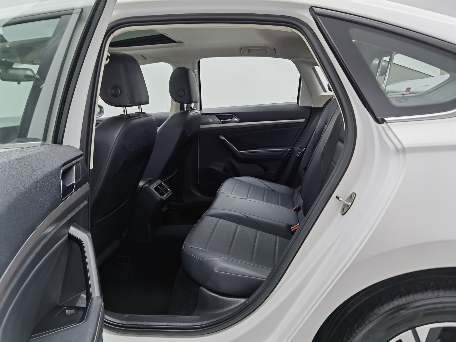 Used Volkswagen Lavida 2021 1.5 AT