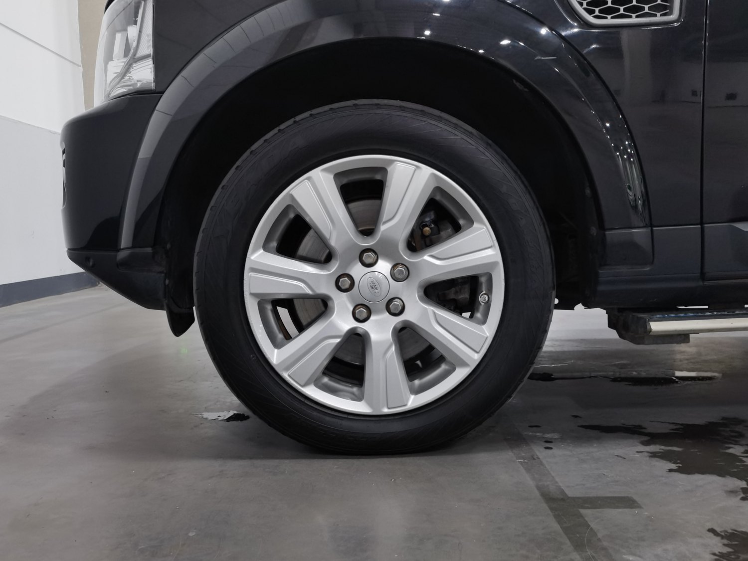 Used Land Rover Discovery 2015 3.0 AT