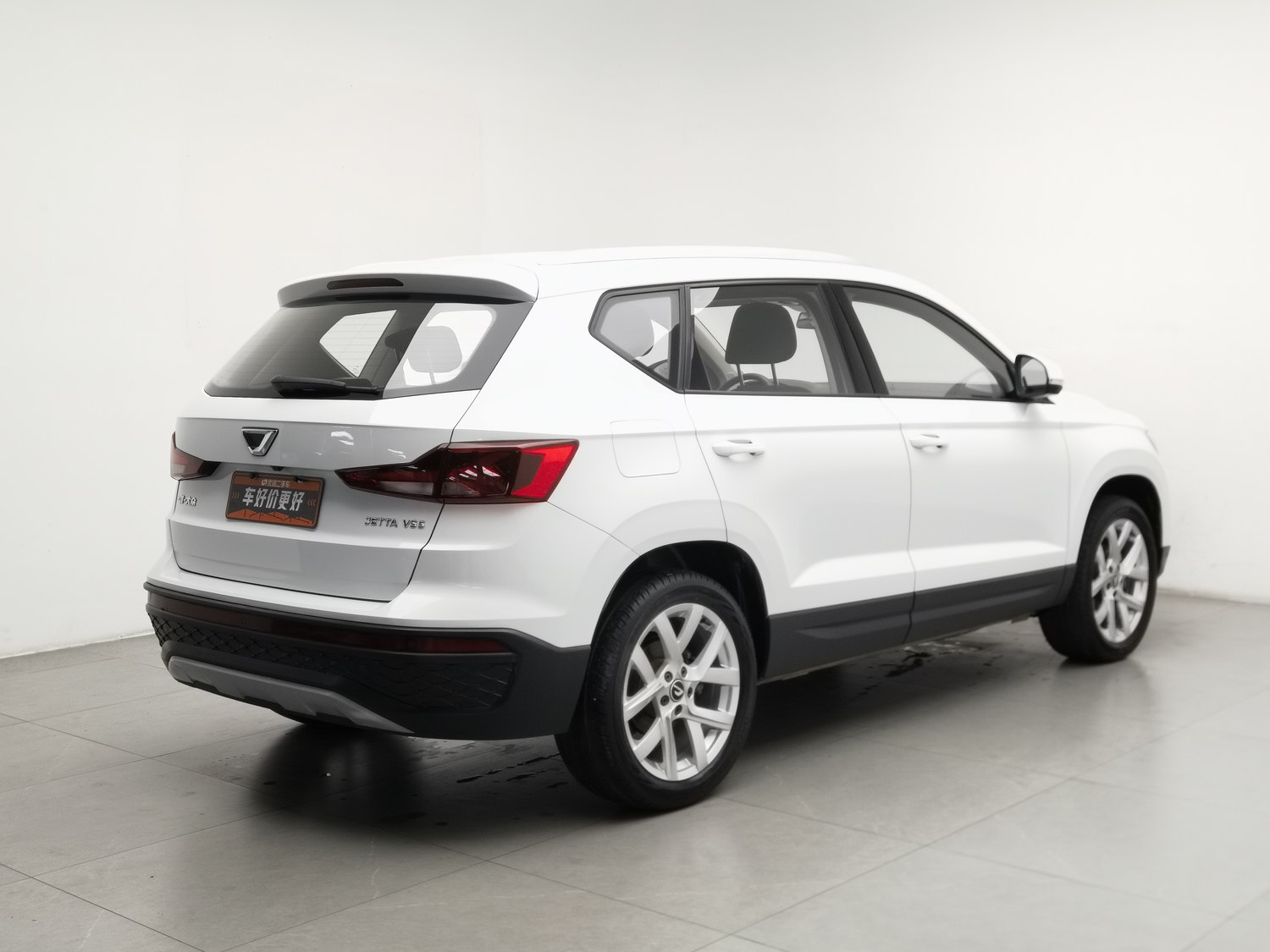 Used Jetta VS5 2023 1.4 AT