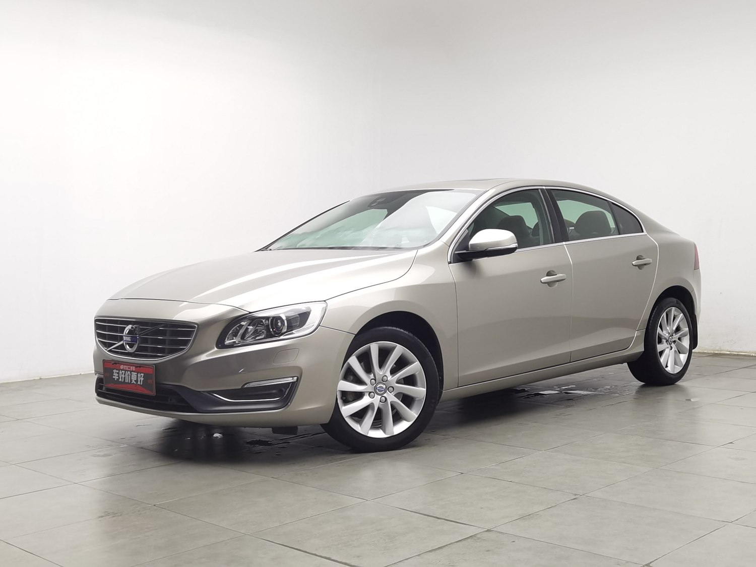 Used Volvo S60 2016 2.0 AT