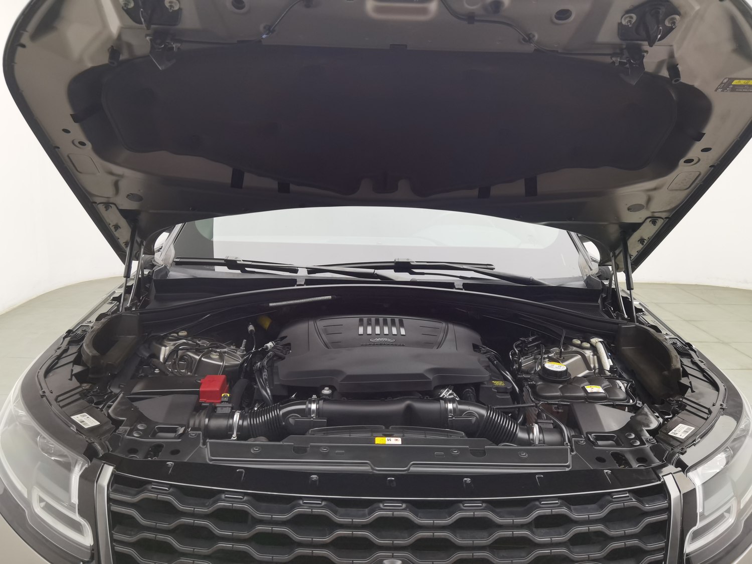 Used Land Rover Range Rover Velar 2018 3.0 AT