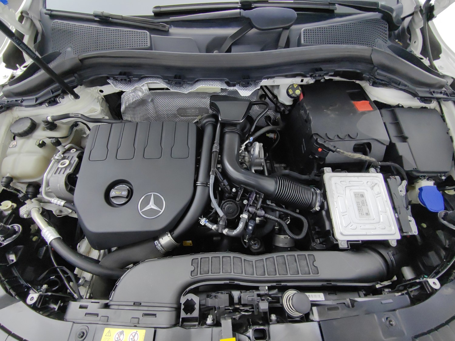 Used Mercedes-Benz GLA 2020 1.3 AT