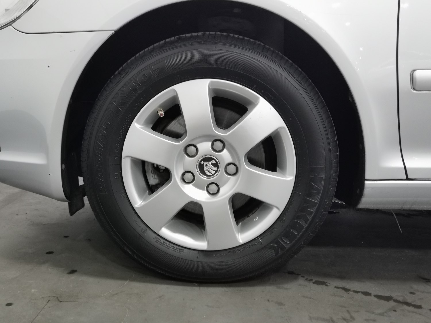 Used Skoda Octavia 2012 1.6 MT
