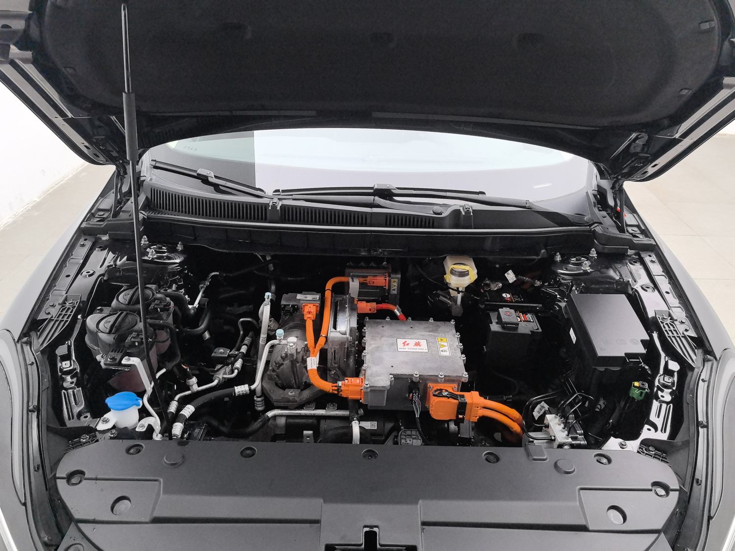 Used Hongqi E-QM5 2024