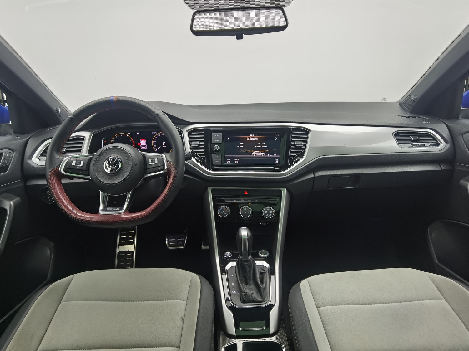 Used Volkswagen T-Roc 2020 1.4 AT