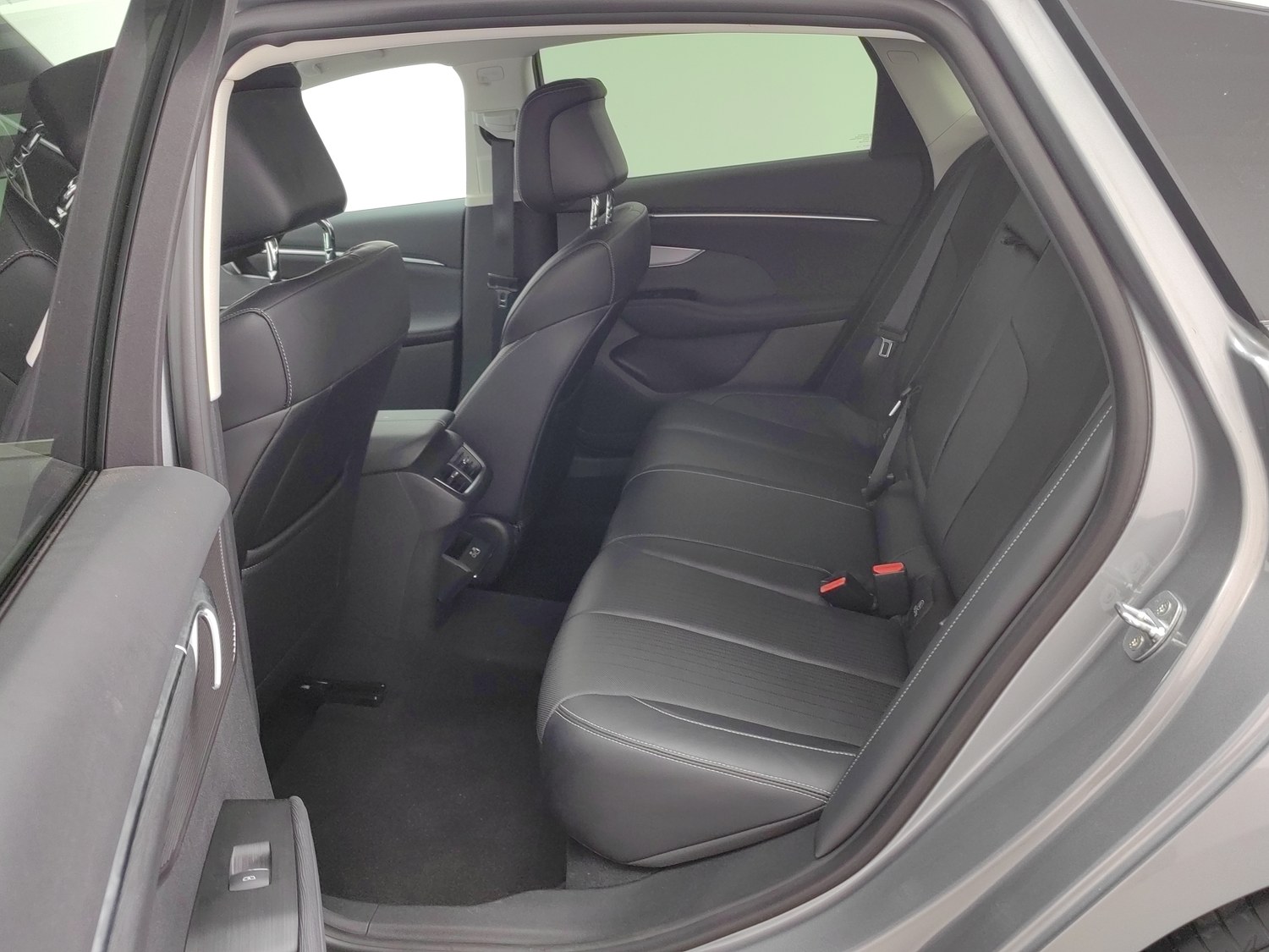 Used Buick LaCrosse 2023 2.0 AT