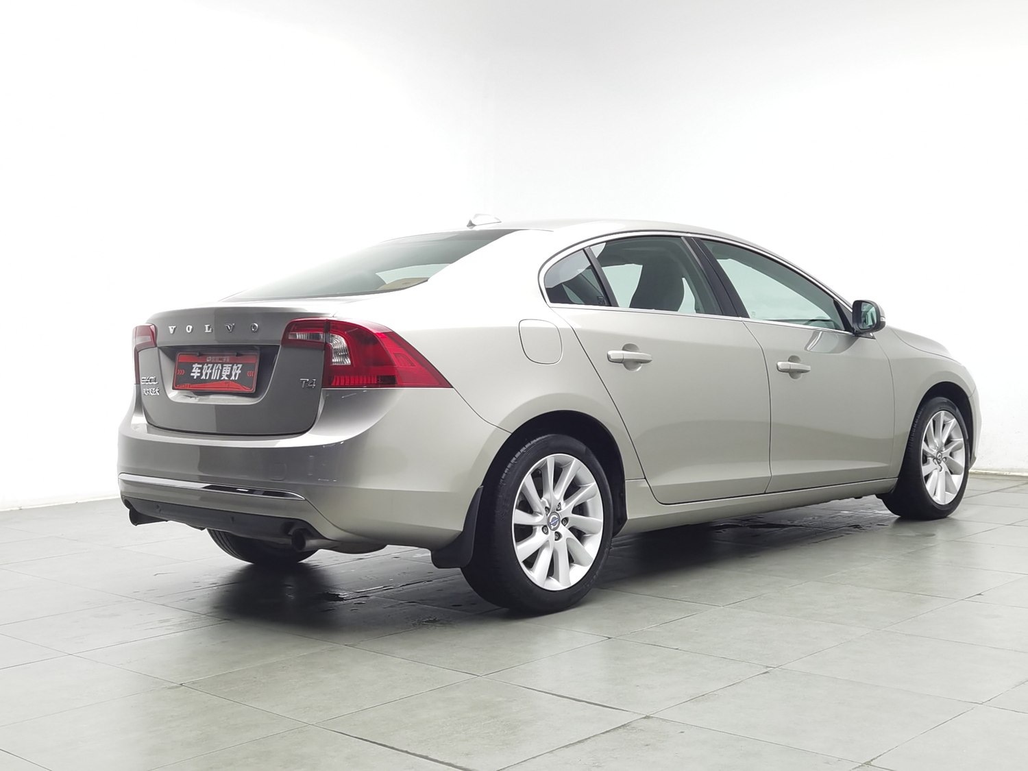 Used Volvo S60 2016 2.0 AT