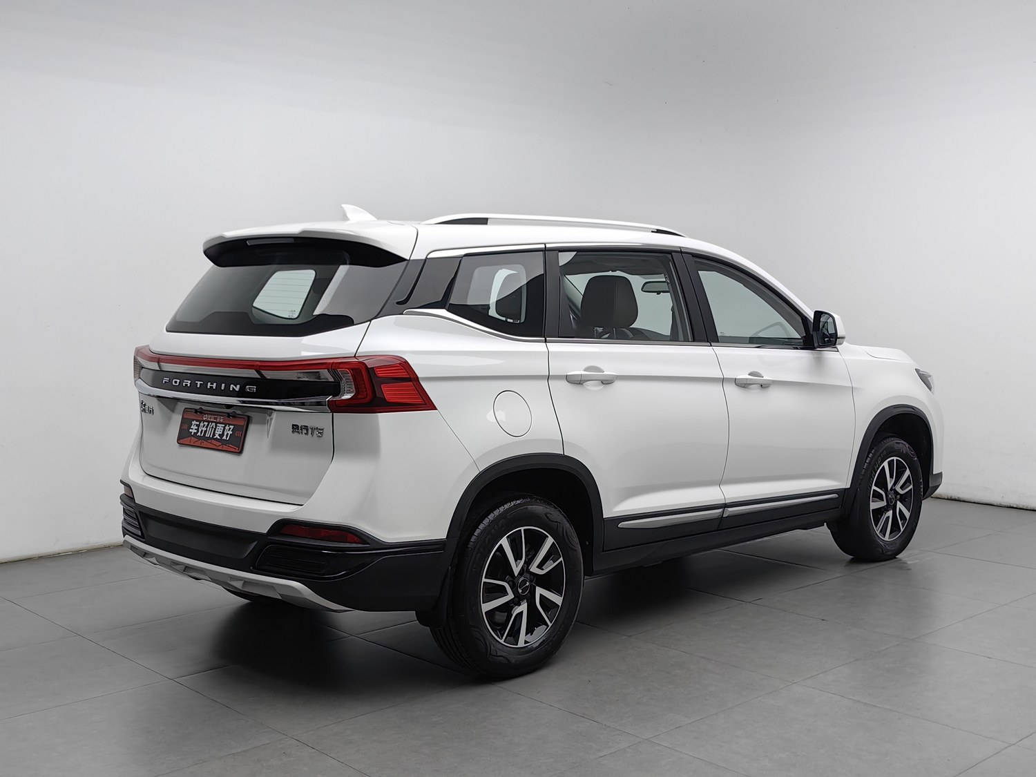 Used Dongfeng Forthing T5 2023 1.6 MT